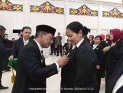 Penghargaan Satyalancana Karya Satya Diserahkan kepada ASN di Kabupaten Murung Raya